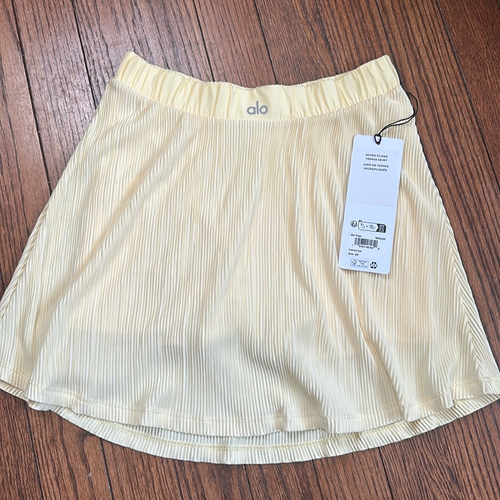 Alo yoga micro plisse tennis skirt! NWT!